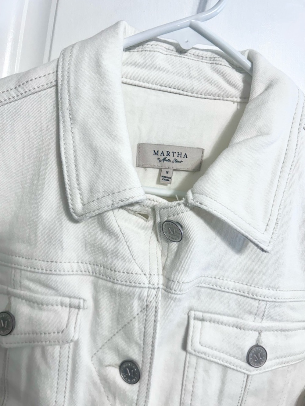 Martha Stewart White Denim Jacket - Picture 6 of 7